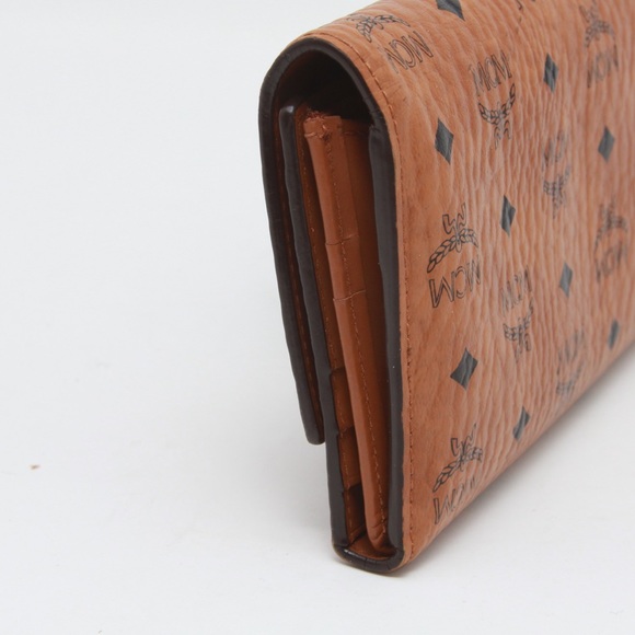 MCM signature logo-print coated canvas tri-fold wallet. - Picture 6 of 14